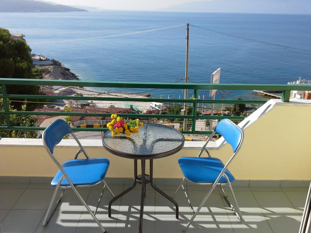 The Sun House Lägenhet Sarandë Exteriör bild